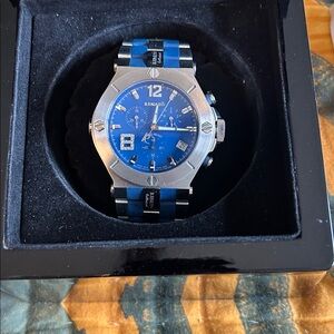 Elegant Blue and Silver Men's Watch